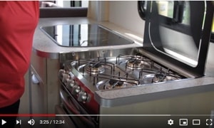 レンタルキャンピングカーの使い方ビデオブリッツキャンパーバン