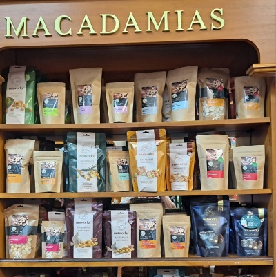 タンボリンマウンテンギャラリーウォークGranny Macs Fudge Store 