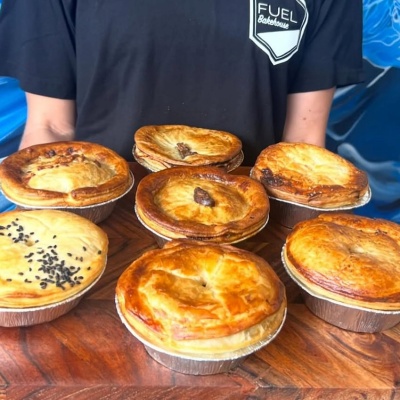 Fuel Bakehouse Burleigh の人気ミートパイ数種類